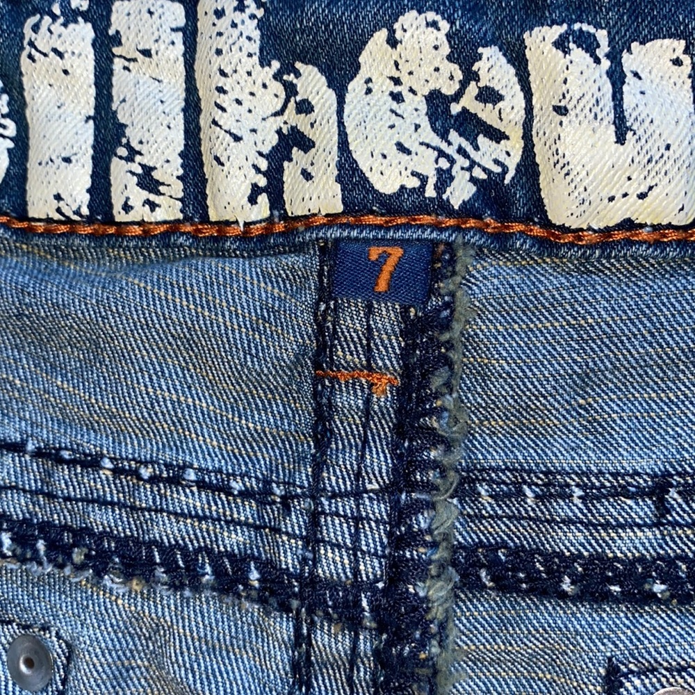 Dollhouse Jeans - Picture 3 of 7